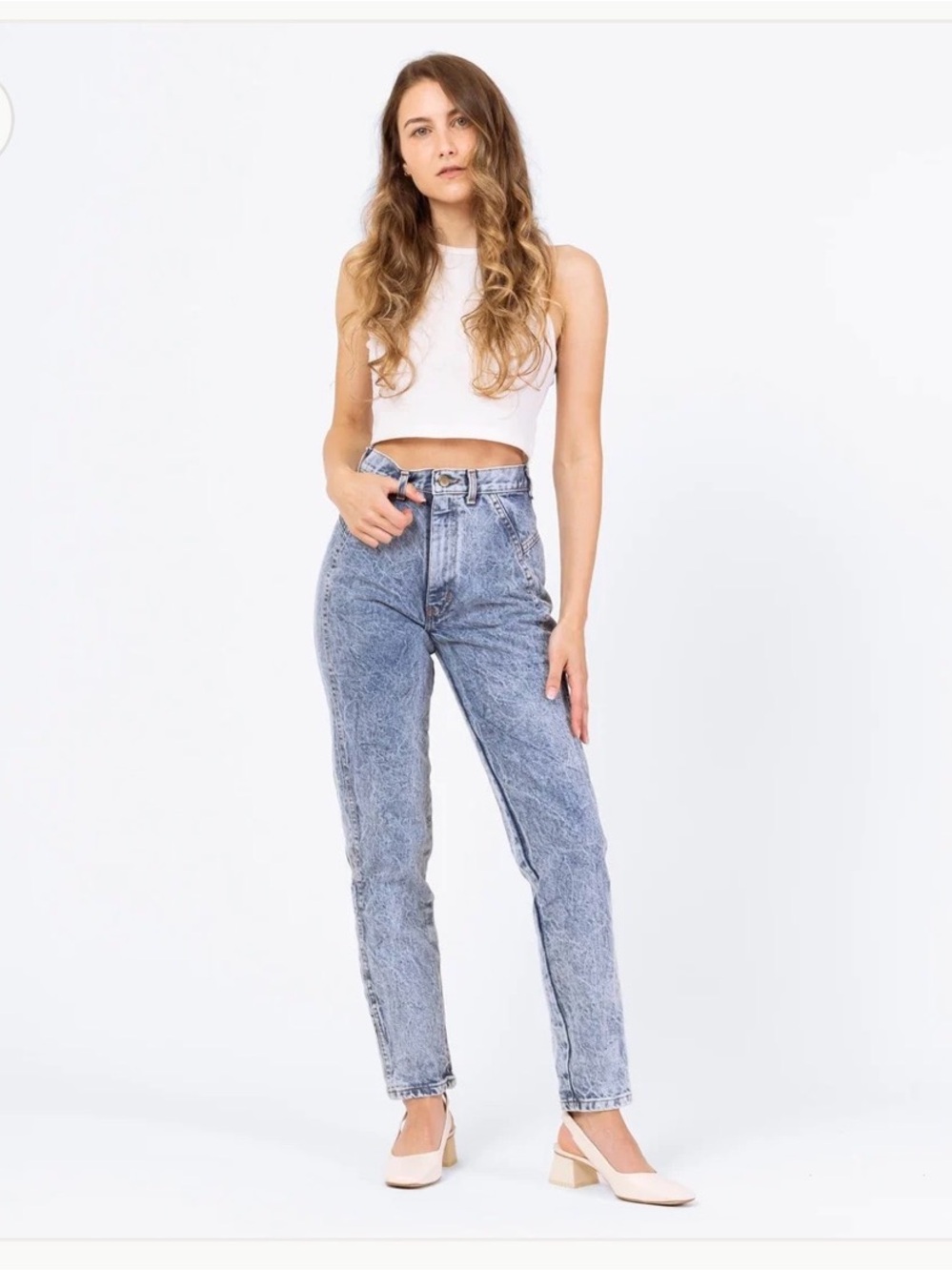 Chic Vintage High Wasted, Acid Wash Jeans Size 11